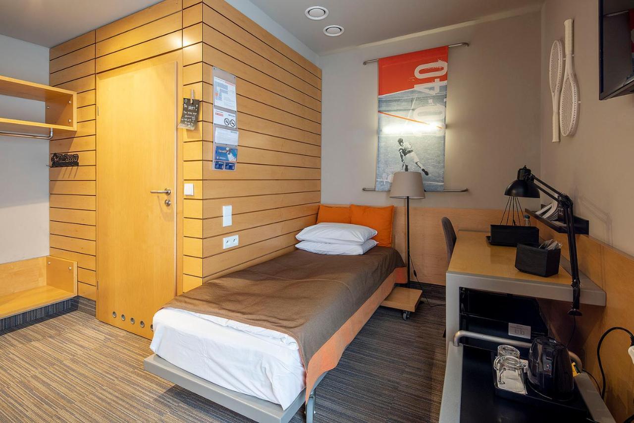 Hotel Restauracja Tenis Kortowo Poznan Ngoại thất bức ảnh