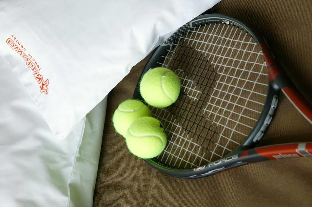 Hotel Restauracja Tenis Kortowo Poznan Ngoại thất bức ảnh